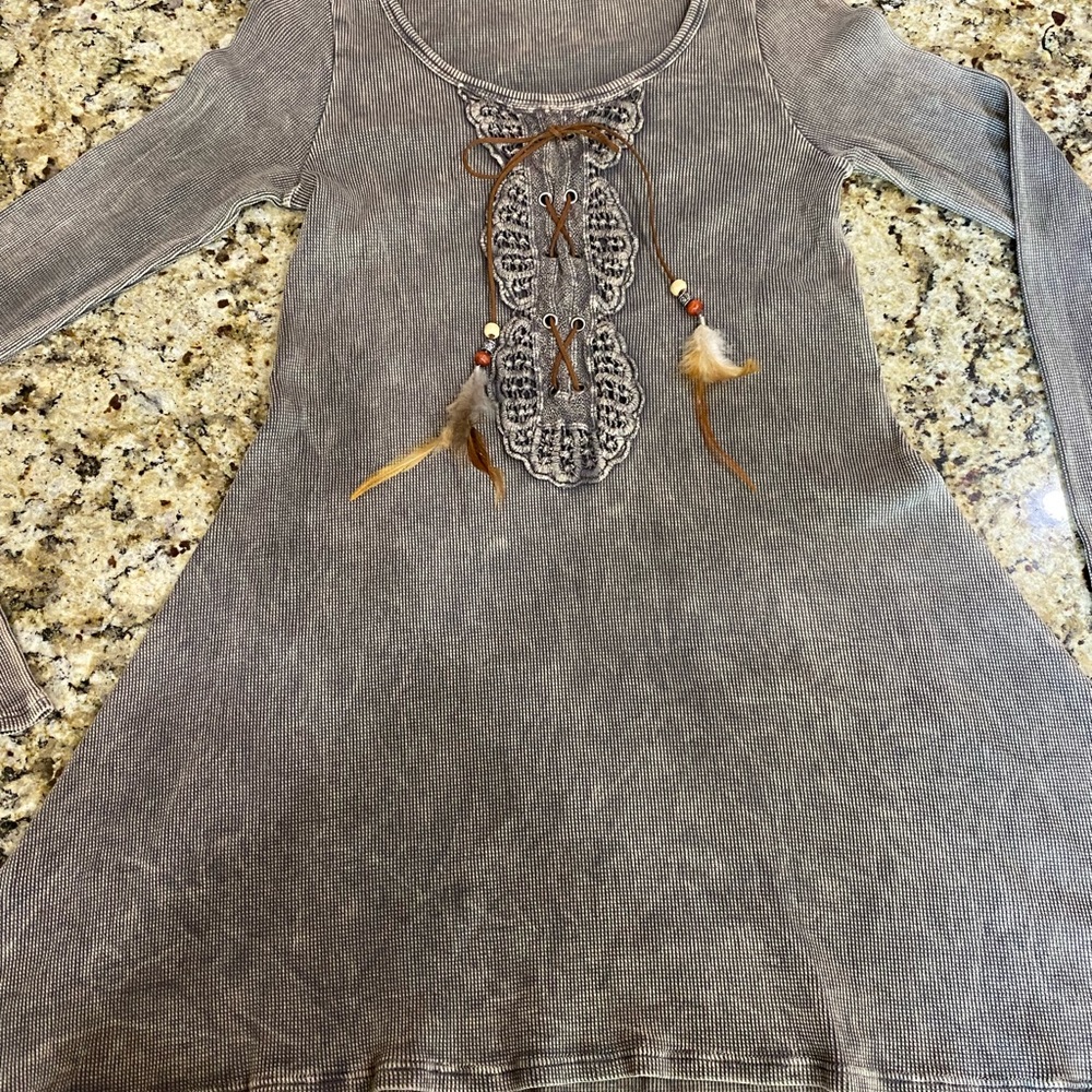 T-Party Blouse with Feathers medium p3